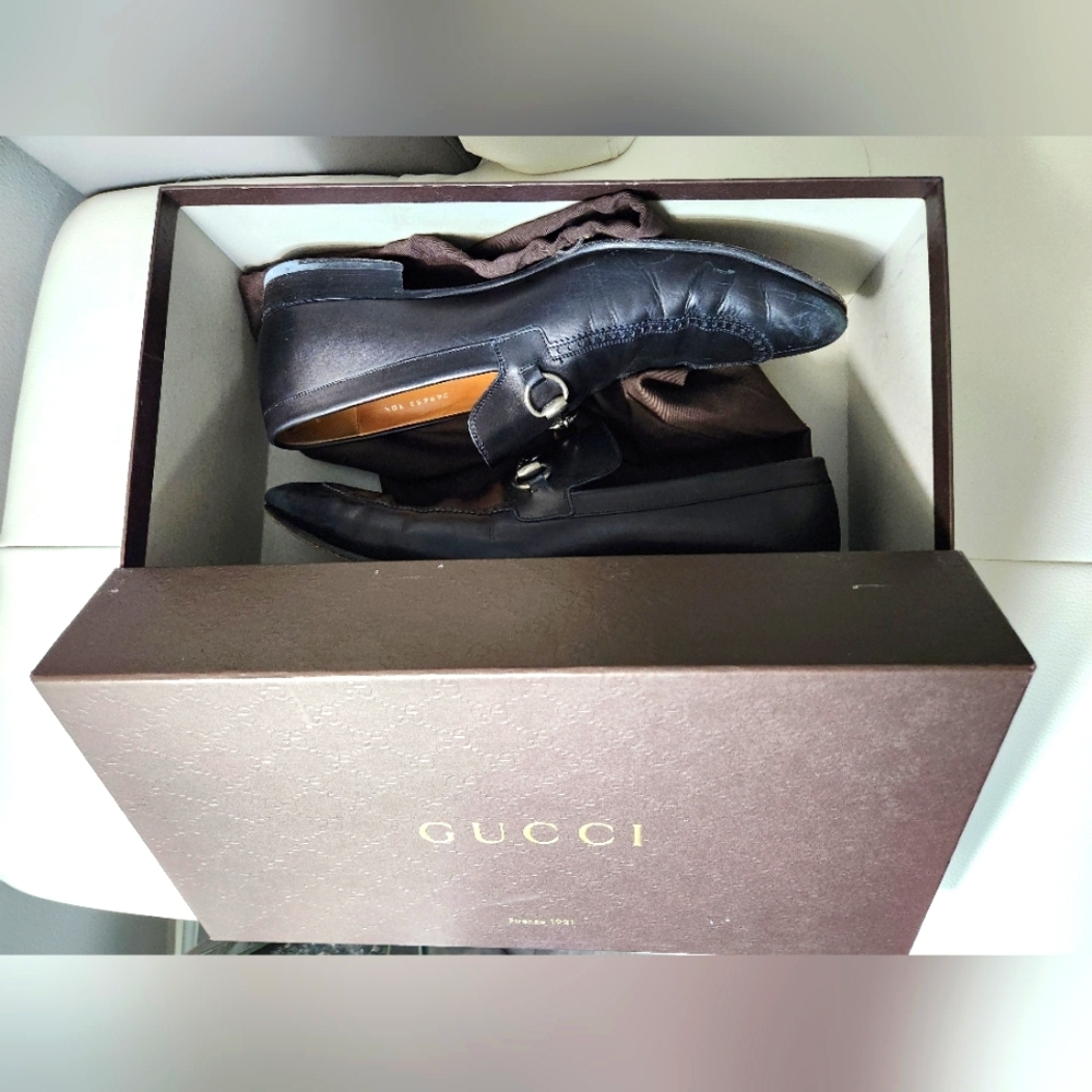 Gucci leather loafers 100% authentic